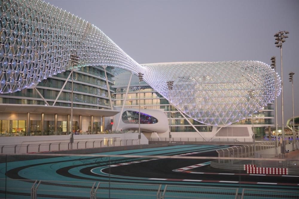 W Abu Dhabi - Yas Island photo 2