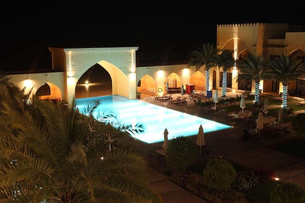 TILAL LIWA HOTEL photo 1