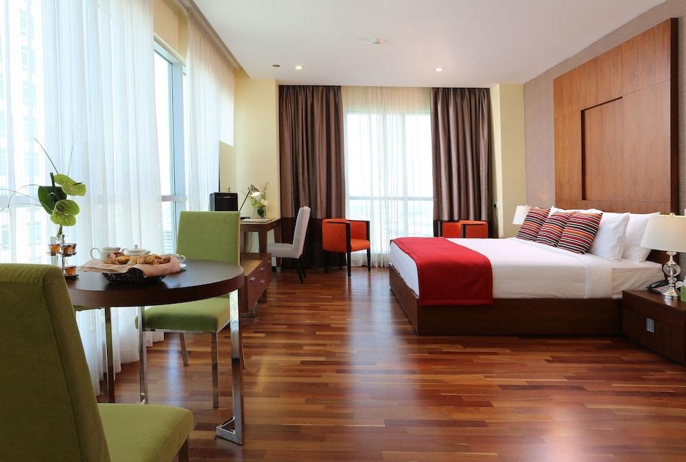Ramada by Wyndham Downtown Dubai photo 3