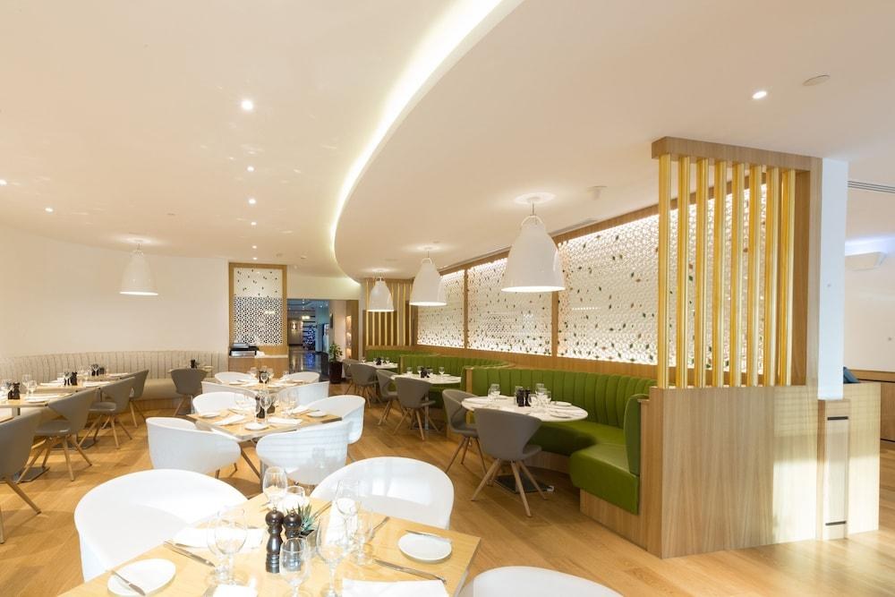 Premier Inn Dubai Investments Park photo 2