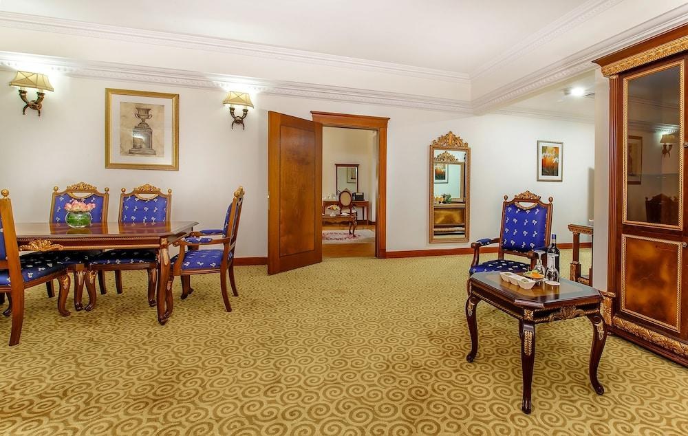 GRAND EXCELSIOR HOTEL BUR DUBAI photo 3