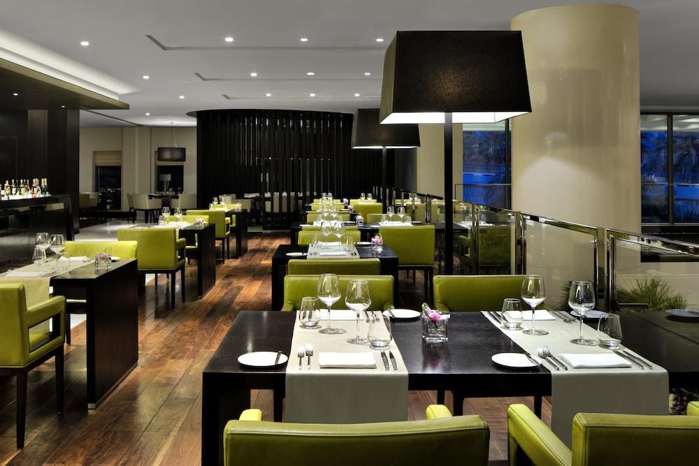 Pullman Dubai Creek City Centre Residences photo 4