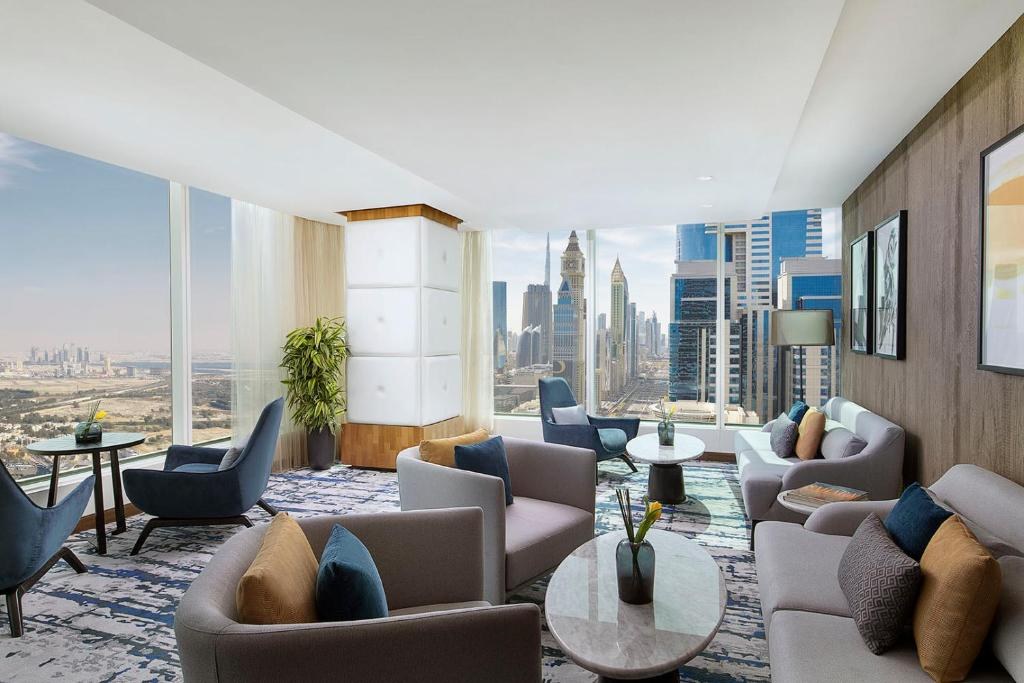 voco Dubai - an IHG Hotel photo 2