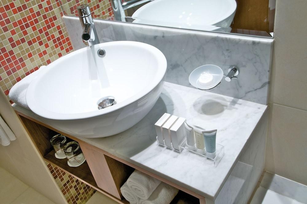 Montreal Barsha Hotel photo 3