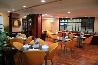 JORMAND HOTEL APARTMENTS BUR DUBAI