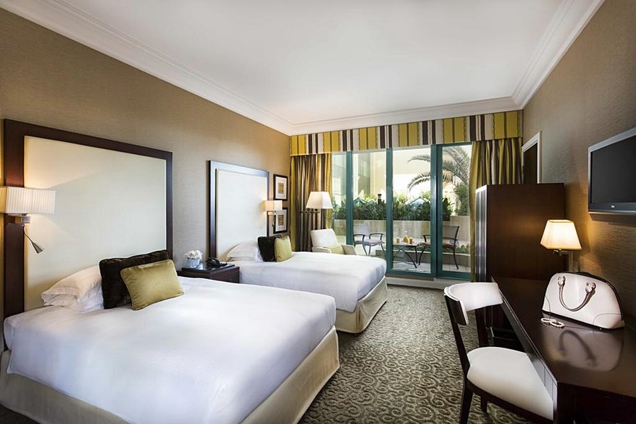 MÖVENPICK GRAND AL BUSTAN DUBAI photo 2
