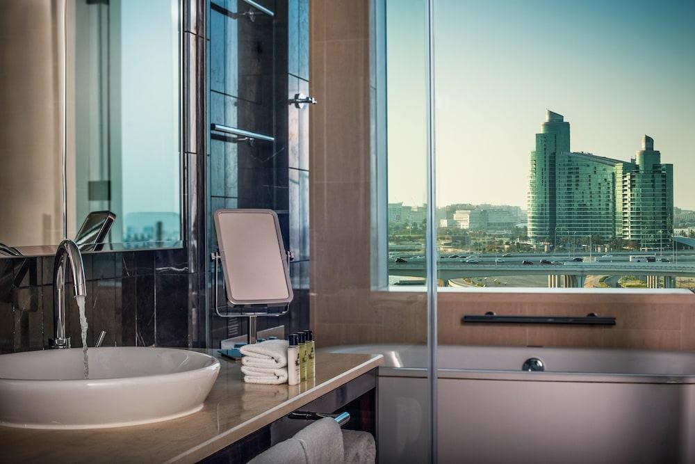Intercontinental Dubai Festival City photo 2