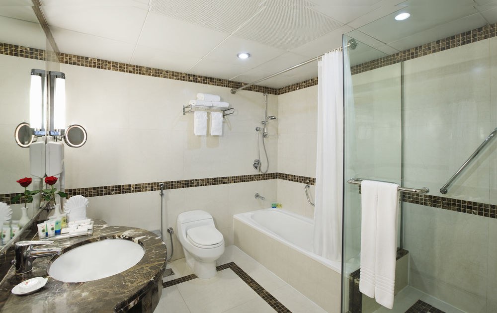 Avenue Hotel photo 1
