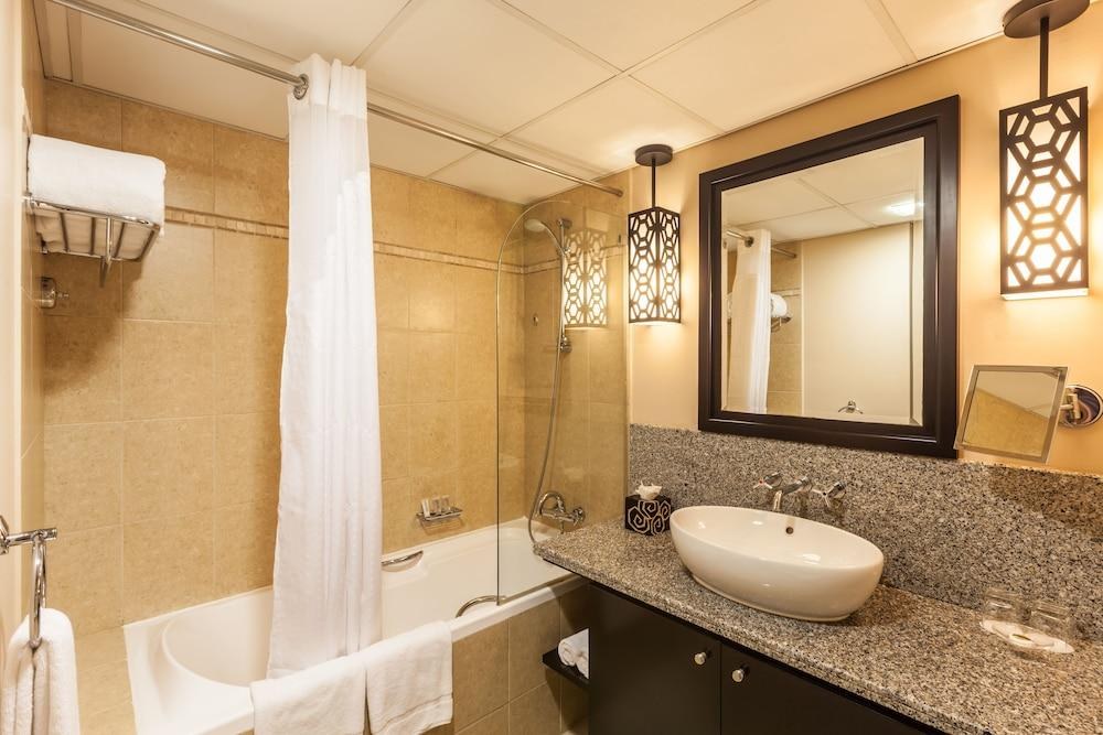 Holiday Inn Dubai - Al Barsha photo 3