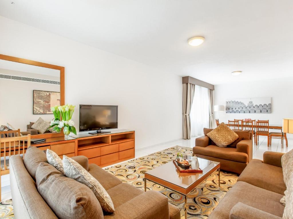 GOLDEN SANDS HOTEL APARTMENTS photo 2