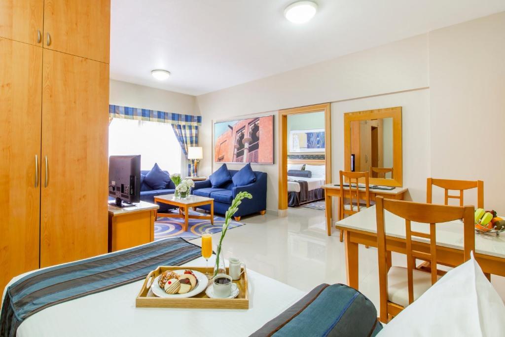 GOLDEN SANDS HOTEL APARTMENTS photo 4