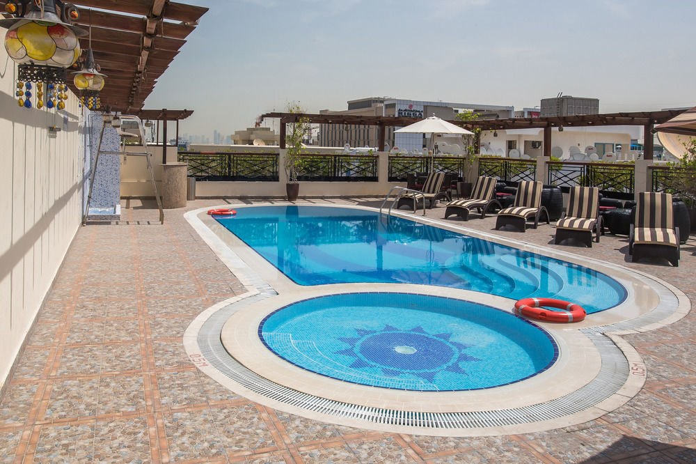 Landmark Summit Hotel photo 1