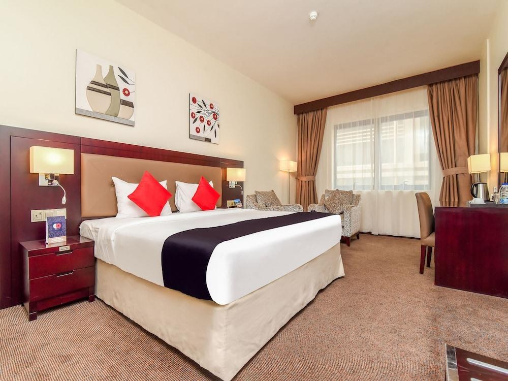 Landmark Summit Hotel photo 2