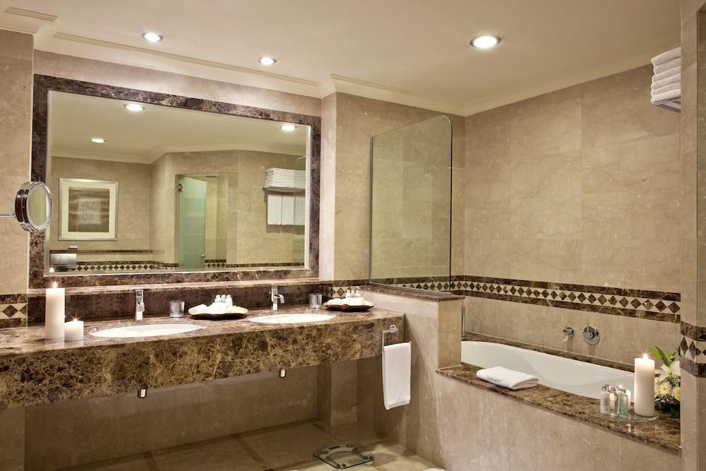 Miramar Al Aqah Beach Resort Fujairah photo 4