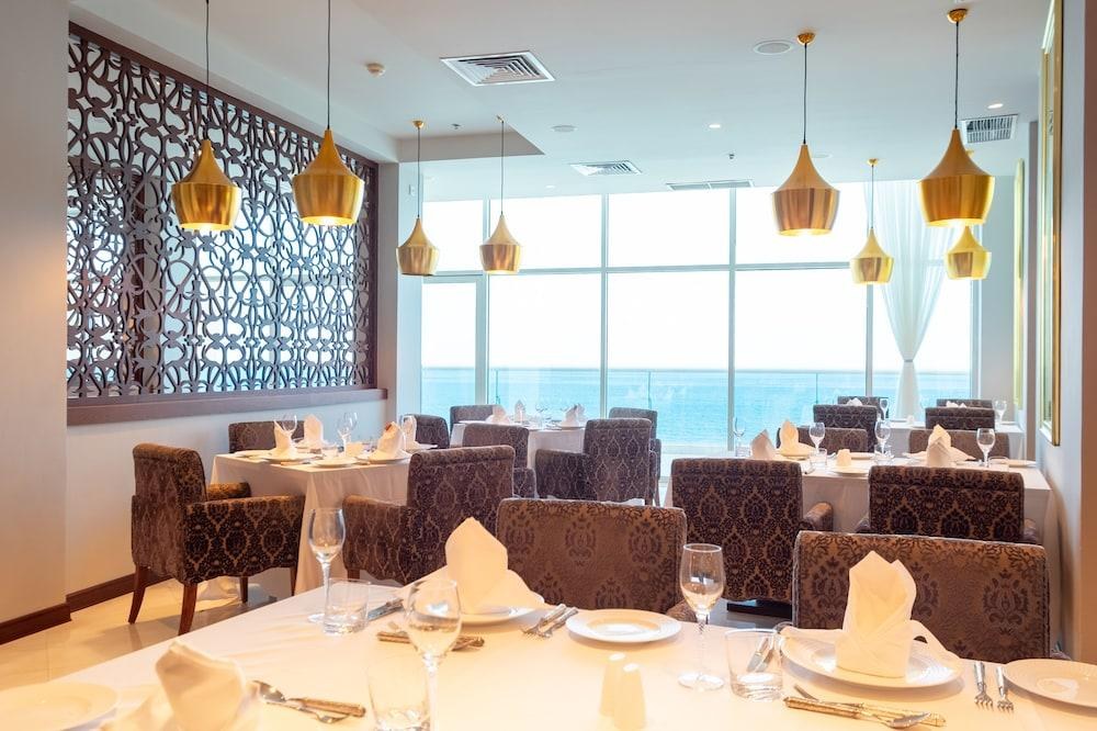 The Radisson Blu Resort Fujairah photo 4