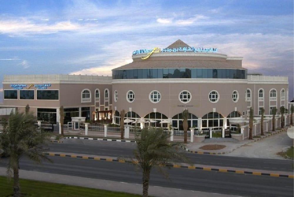 Sharjah Premiere Hotel & Resort photo 3