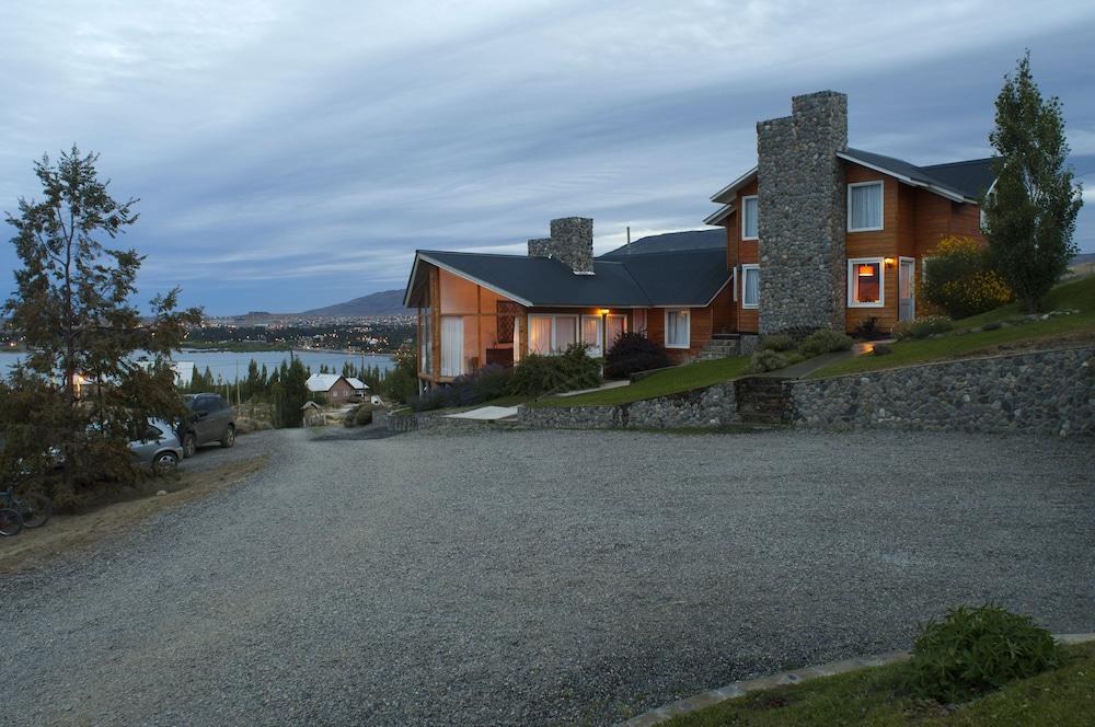 Blanca Patagonia Boutique Inn And Cabins photo 3