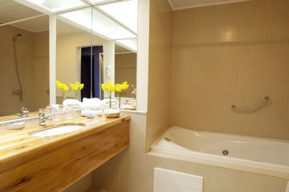 Blanca Patagonia Boutique Inn And Cabins photo 4