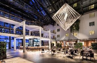Estrel Hotel Berlin photo 2