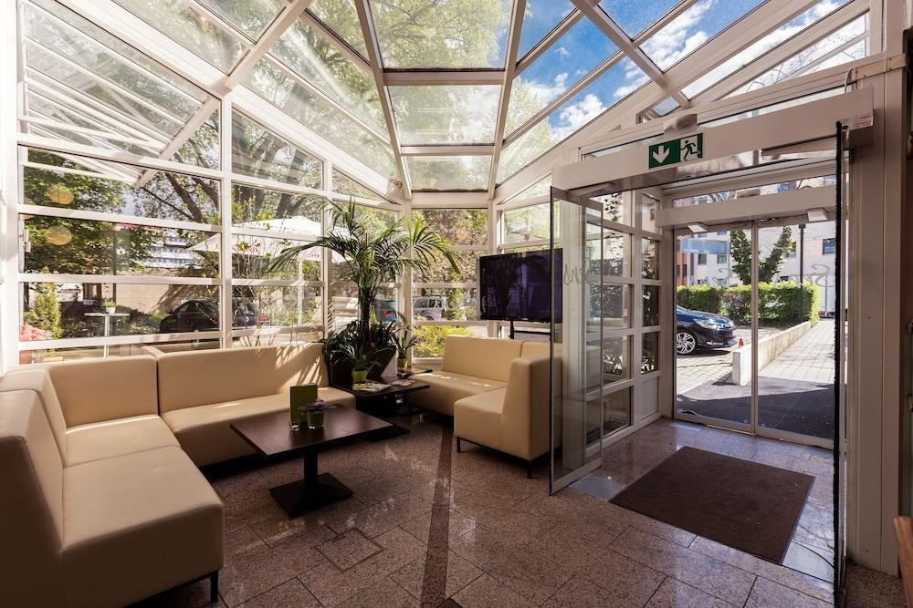 SensCity Hotel Berlin Spandau photo 4