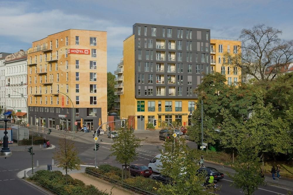 Meininger Hotel Berlin Prenzlauer Berg photo 2
