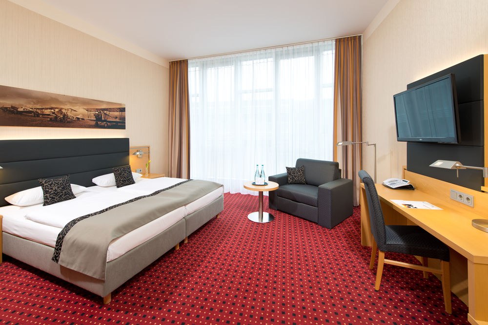 Airporthotel Berlin Adlershof photo 1