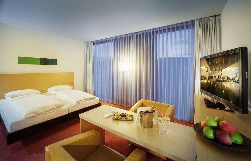 INNSIDE by Melia Dusseldorf Seestern photo 1