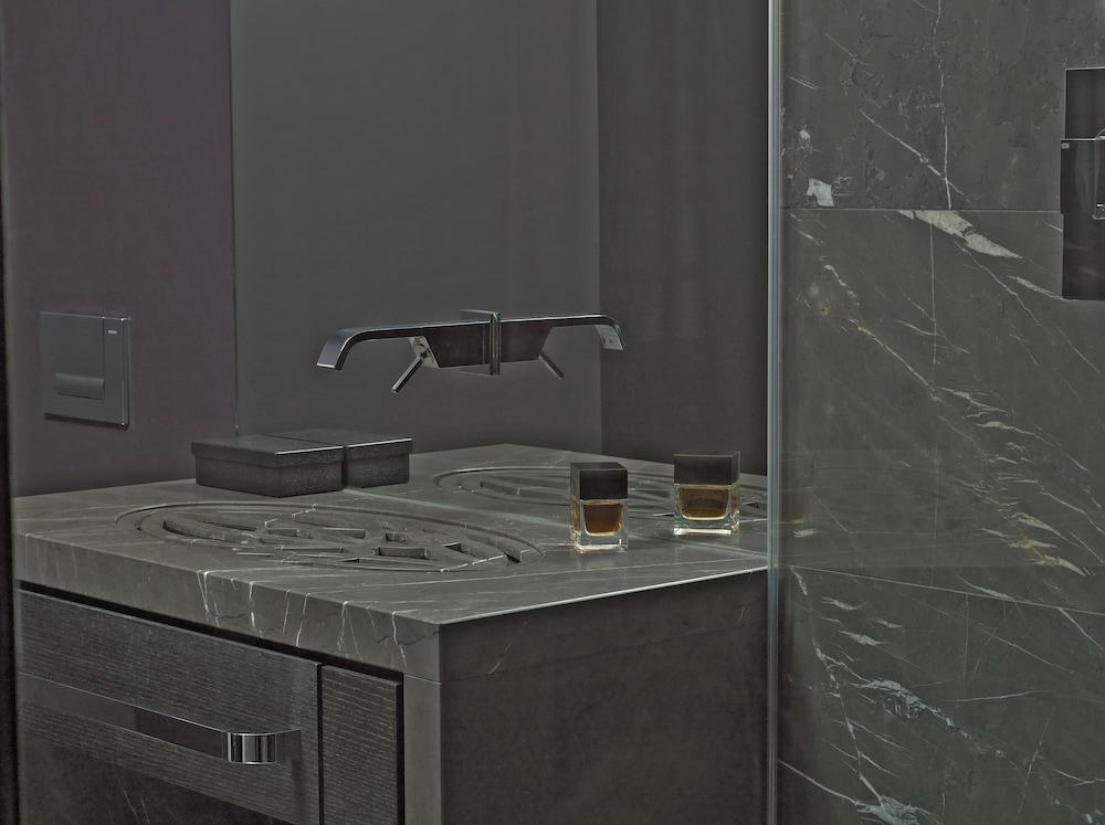 Roomers, Frankfurt, A Member Of Design Hotels photo 2