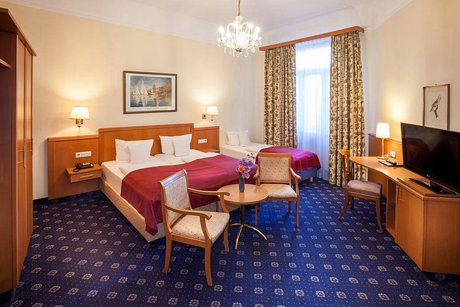 Centro National Frankfurt, Trademark Collection by Wyndham photo 4
