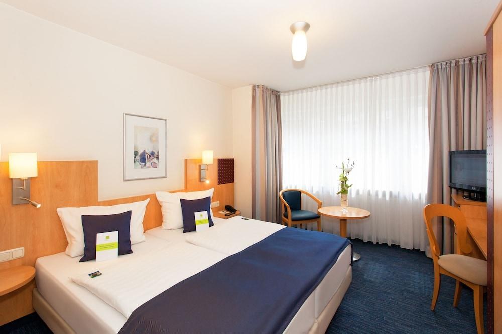 Hotel Scala Frankfurt City Centre photo 3
