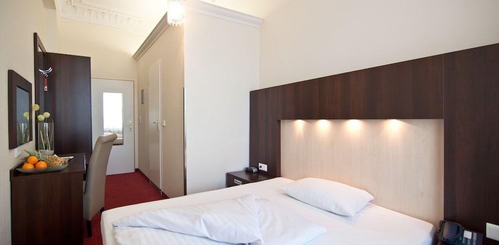 Garner Hotel Hamburg - Graf Moltke photo 2