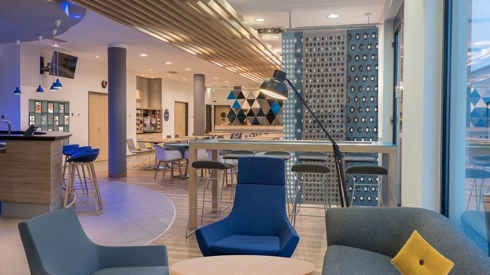 Holiday Inn Express Munich - Messe photo 1