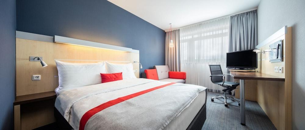 Holiday Inn Express Munich - Messe photo 3