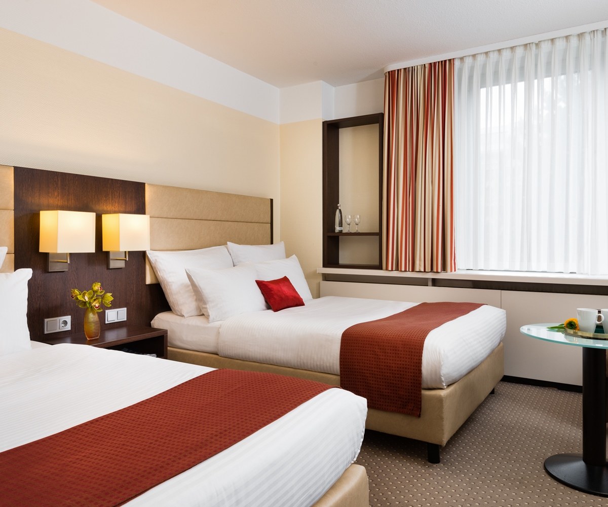 LEONARDO HOTEL MUNICH ARABELLA PARK photo 1