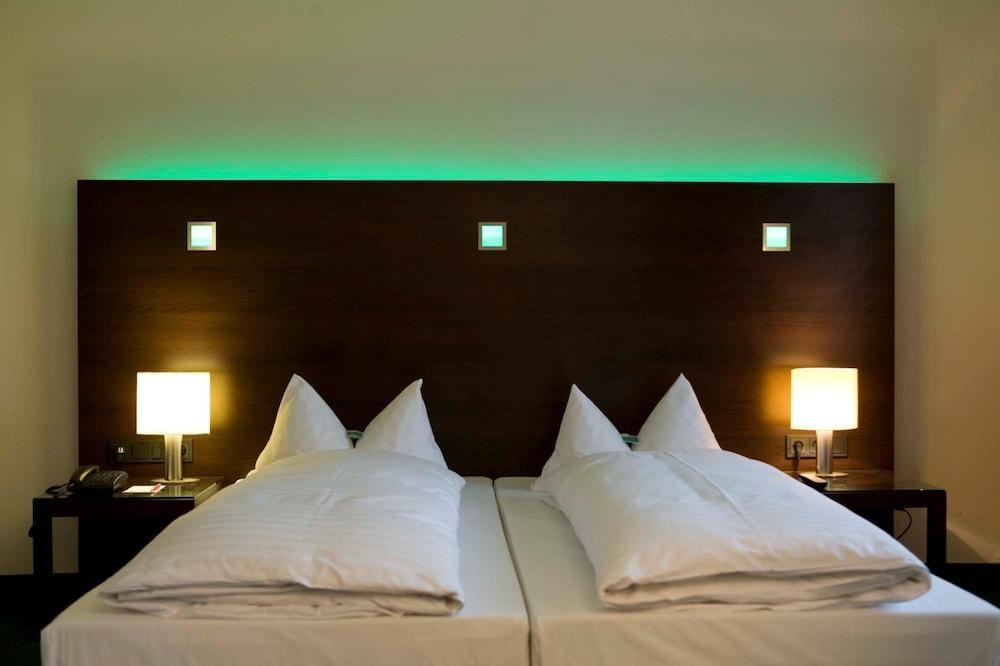 Flemings Hotel München-Schwabing photo 2