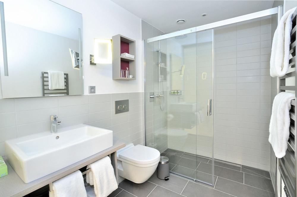 Schlosshotel Monrepos photo 3
