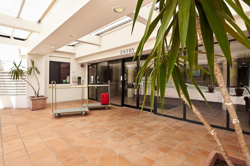 West End Central Apartments photo 4
