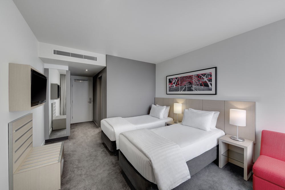 Travelodge Hotel Melbourne Docklands photo 1