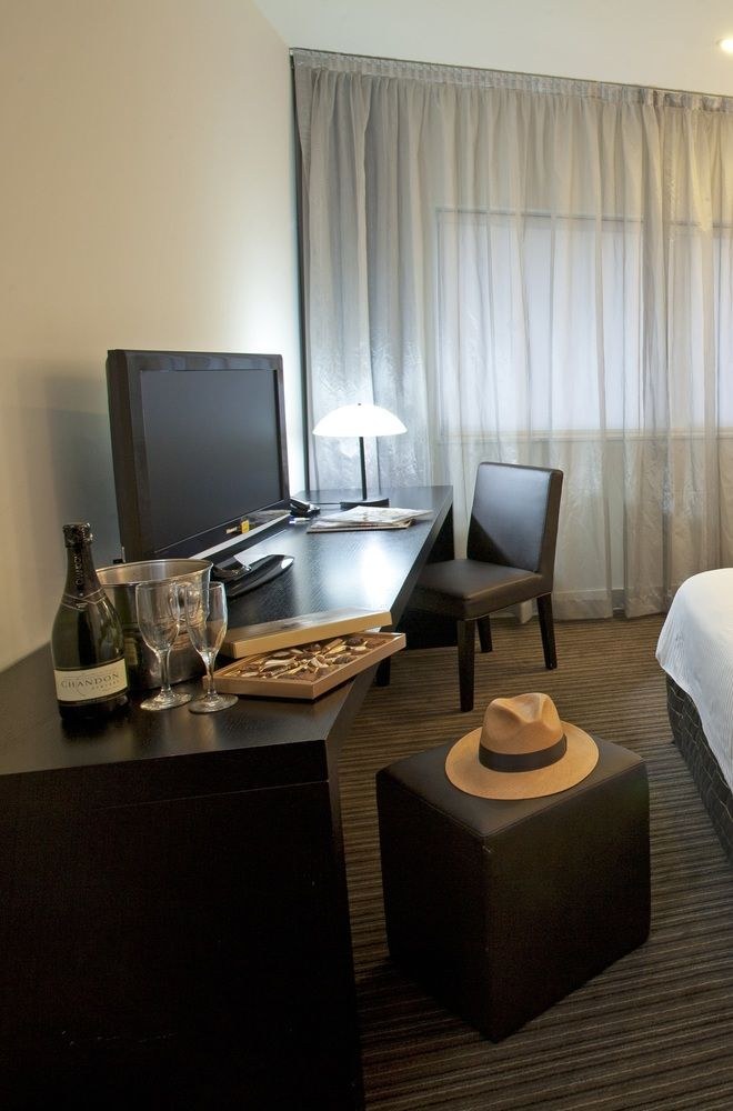 Causeway 353 Hotel