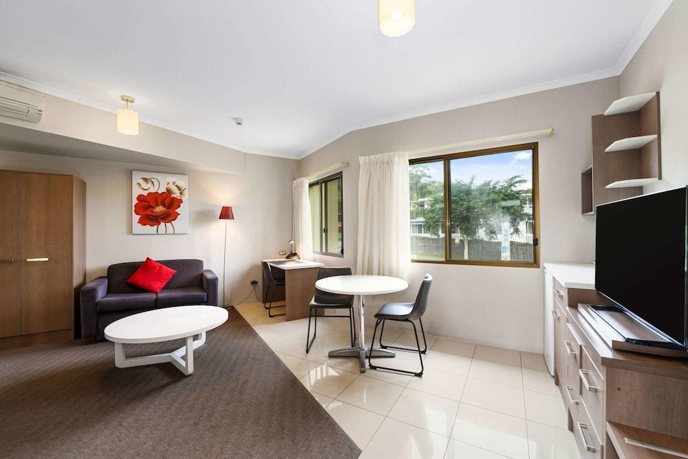 Quality Inn City Centre photo 2
