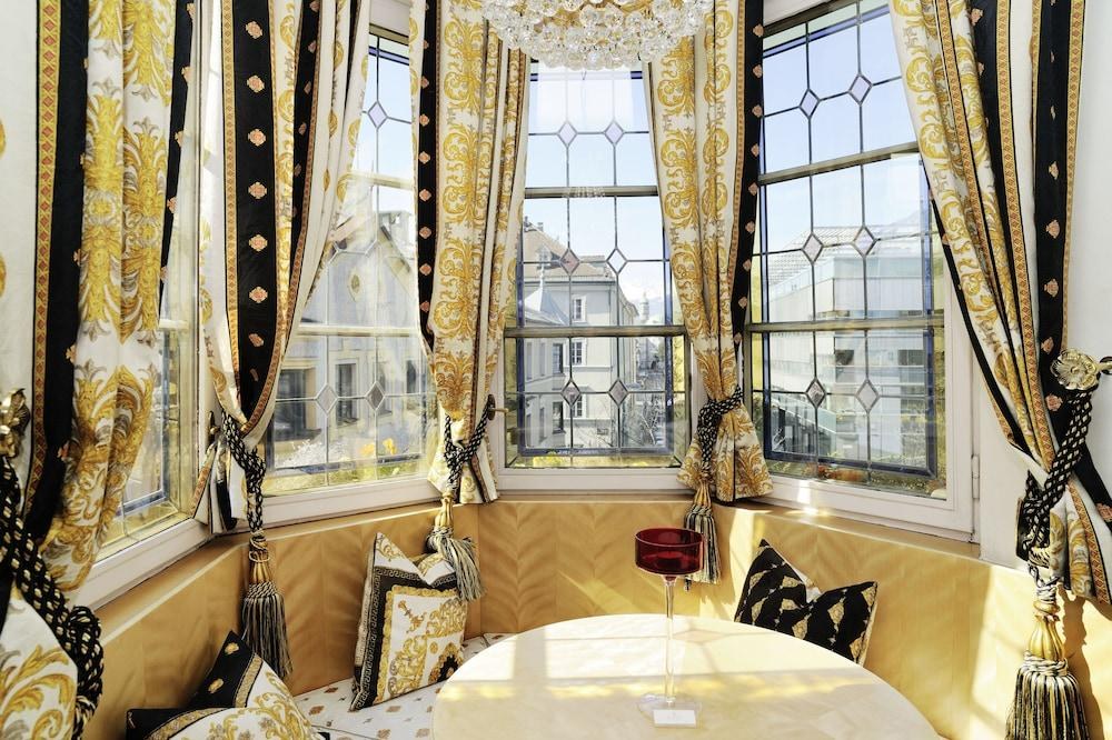 Hotel Schwarzer Adler Innsbruck photo 2