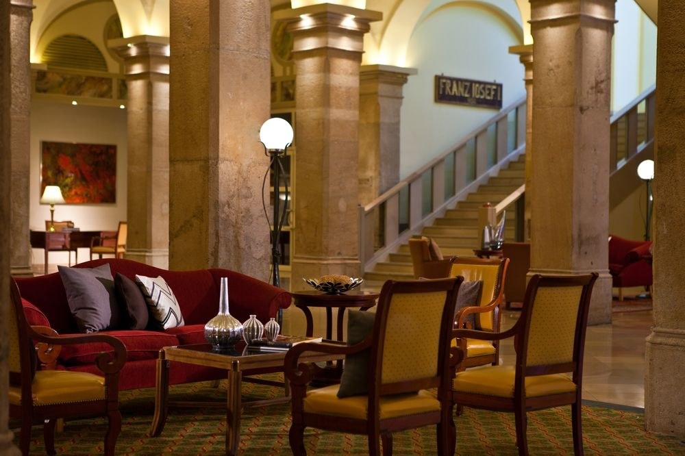 IMPERIAL RIDING SCHOOL RENAISSANCE VIENNA HOTEL photo 1