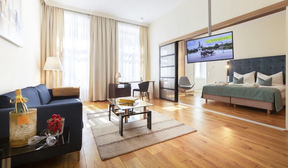 HiLight Suites Hotel photo 4