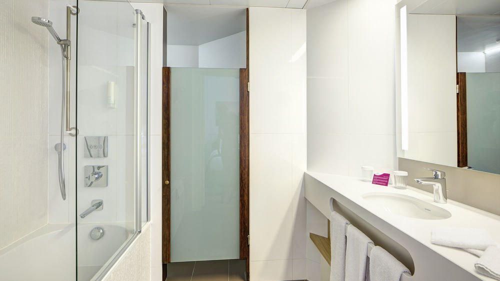 Crowne Plaza Brugge photo 1