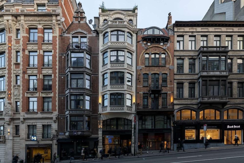 9hotel Central