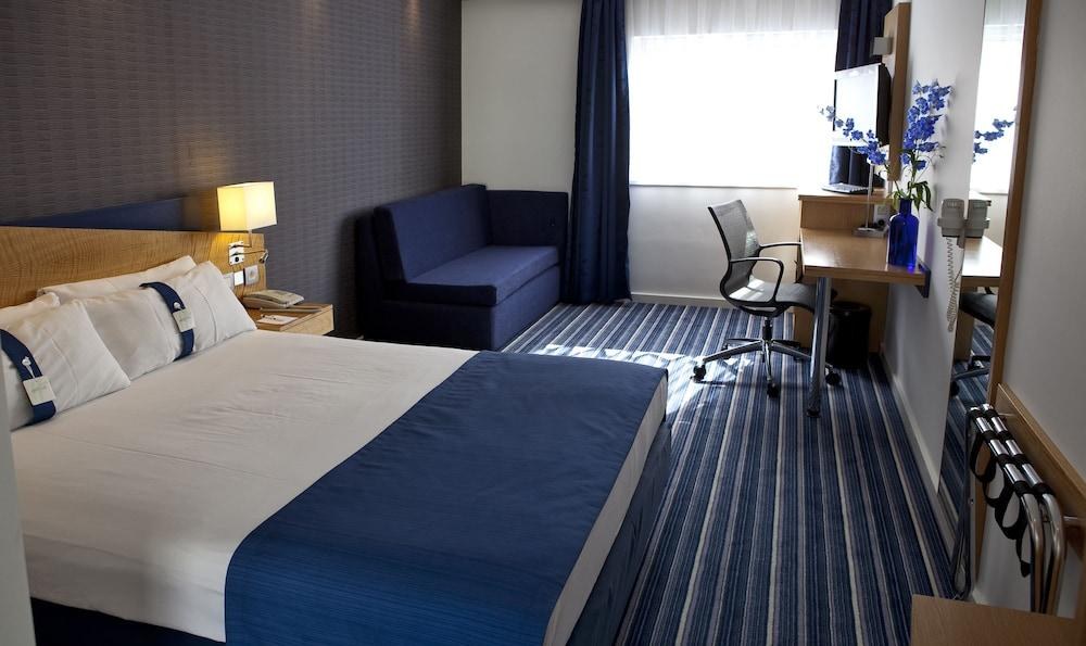 Holiday Inn Express Mechelen City Centre photo 2