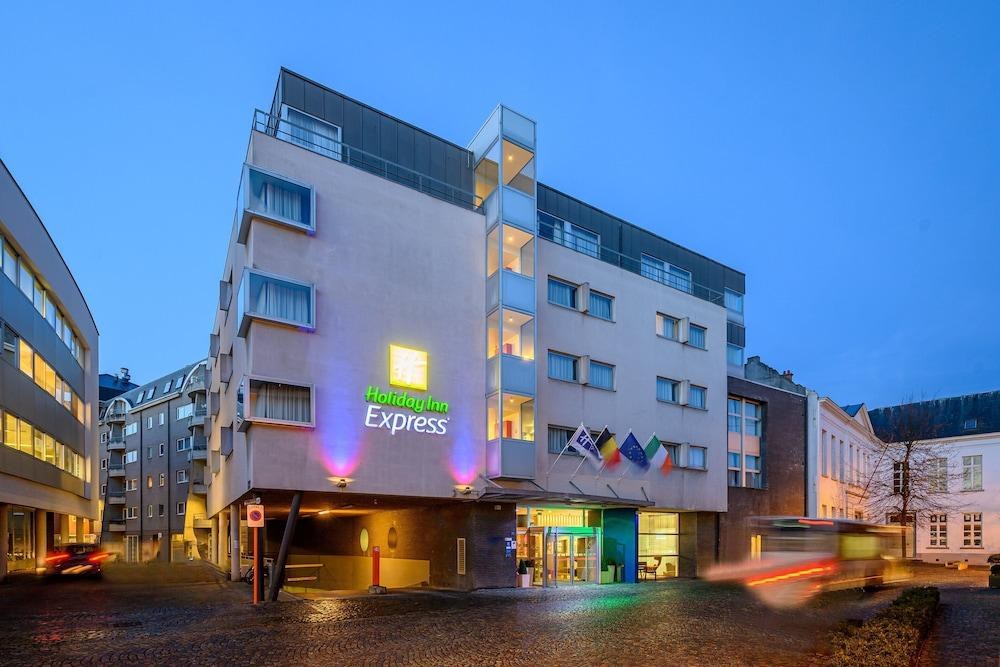 Holiday Inn Express Mechelen City Centre photo 3