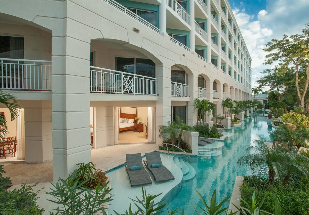 SANDALS ROYAL BAHAMIAN photo 4