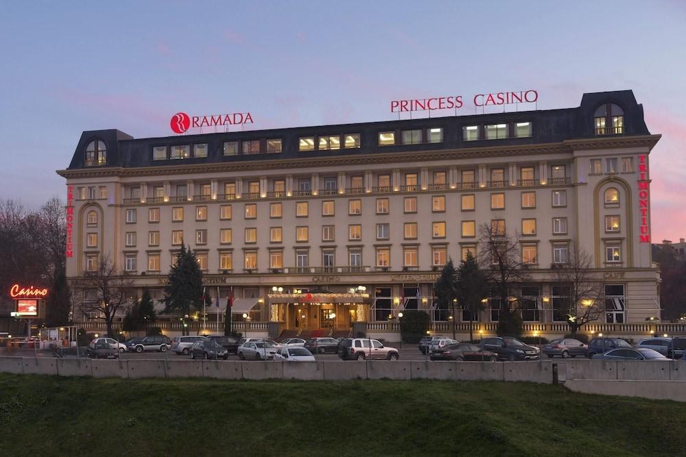 Ramada Plovdiv Trimontium photo 2