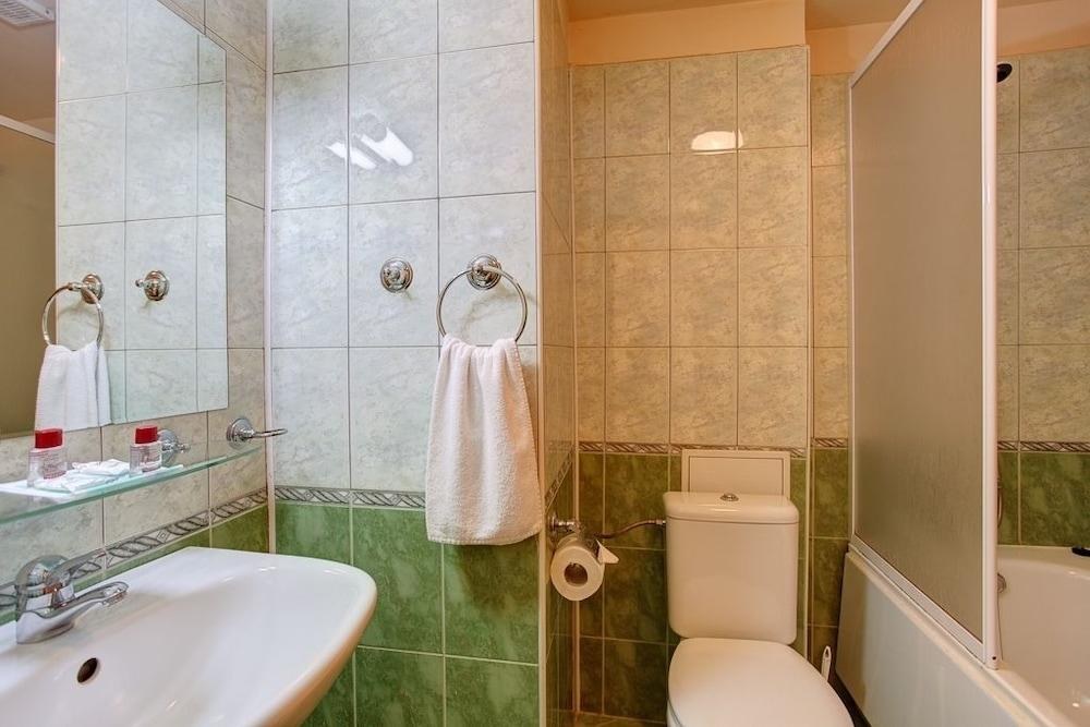 Central Plaza Hotel photo 3
